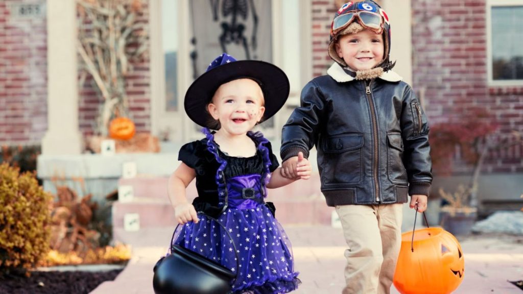 Trick-or-Treat Parents Guide: Halloween Tips - Annie Baby Monitor