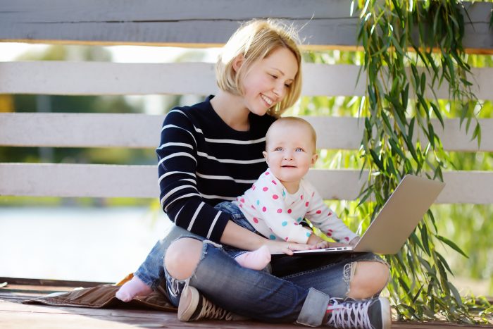 Top 12 Mom Blogs to Follow in 2019