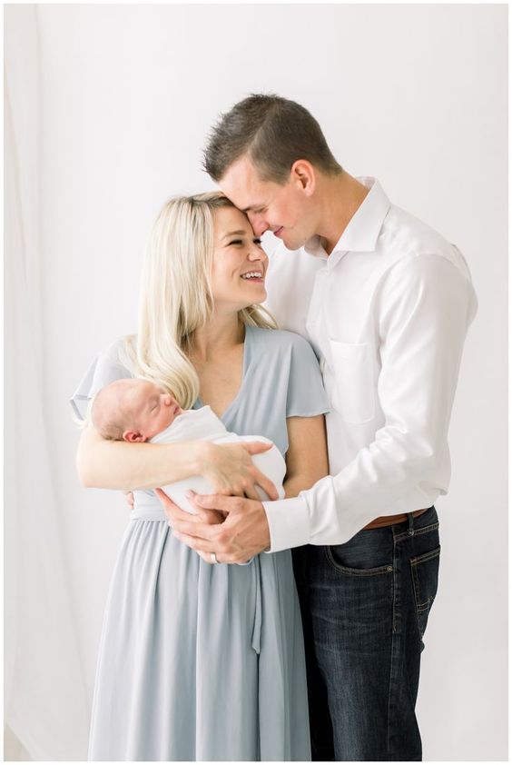 newborn photo poses