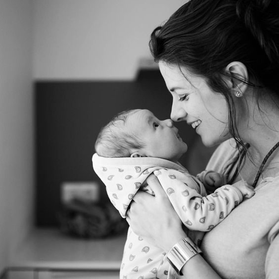 mom and baby photoshoot